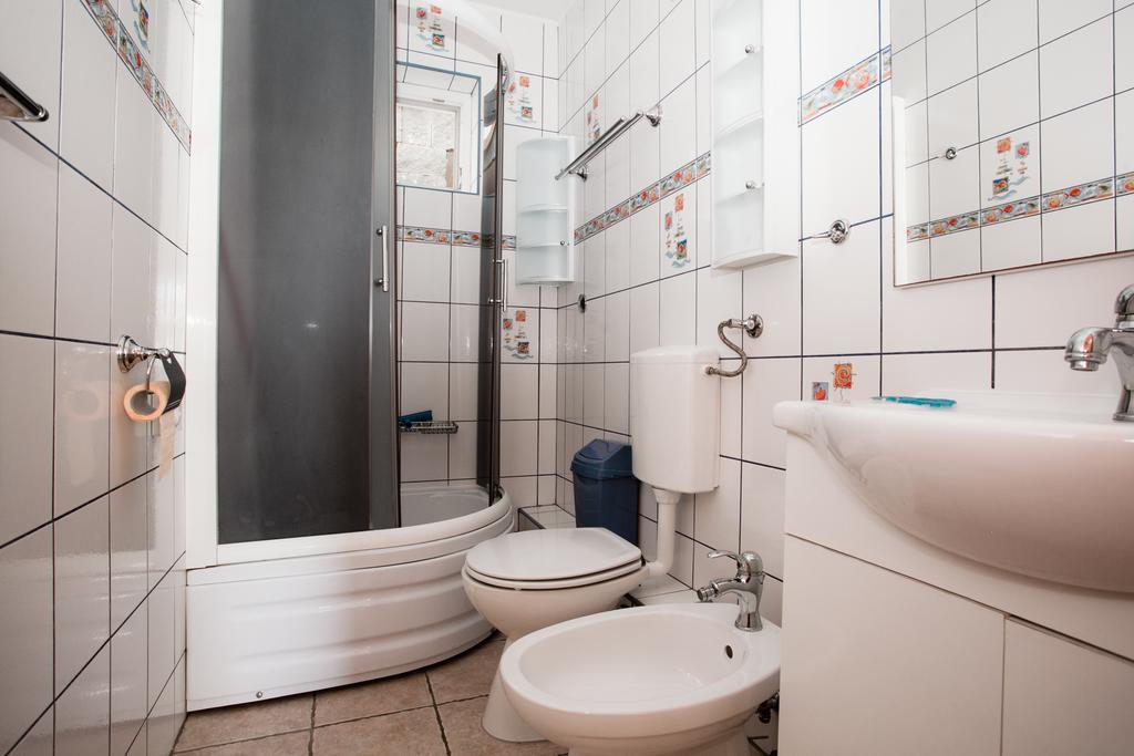 Apartments Vrgada Drage Luaran gambar
